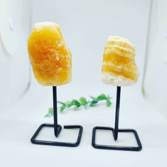 Rough Citrine Crystals on a stand - Picture 1 of 3